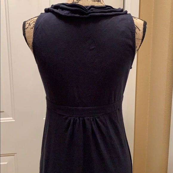 AT Loft Cotton V neck Dress - Picture 4 of 5
